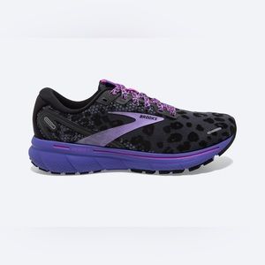Never worn!!! Brooks LIMITED EDITION purple cheetah women’s size 7 shoes